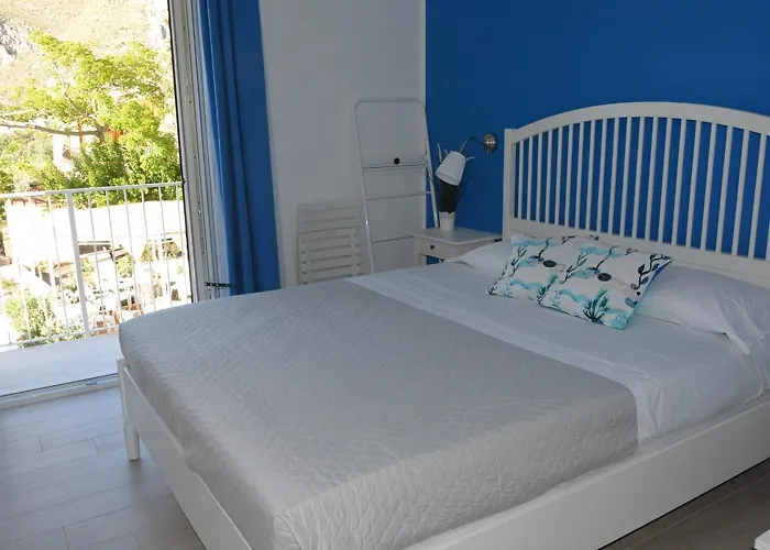 I Colori Del Mare Bed & Breakfast 3*